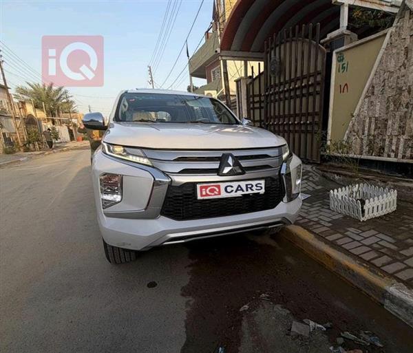 ميتسوبيشي باجيرو سبورت 2021 للبيع في العراق - القادسية